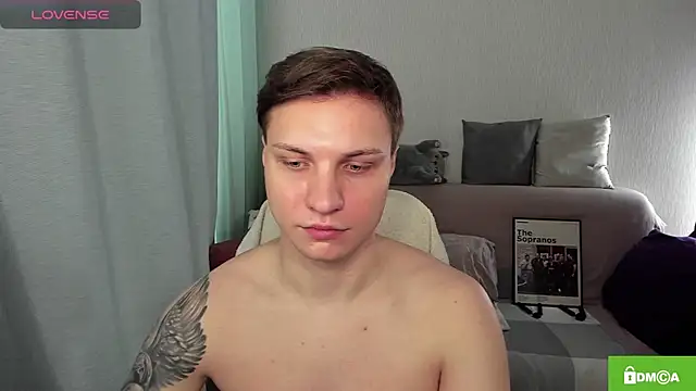handsome_guy01n Webbikameraesitys
