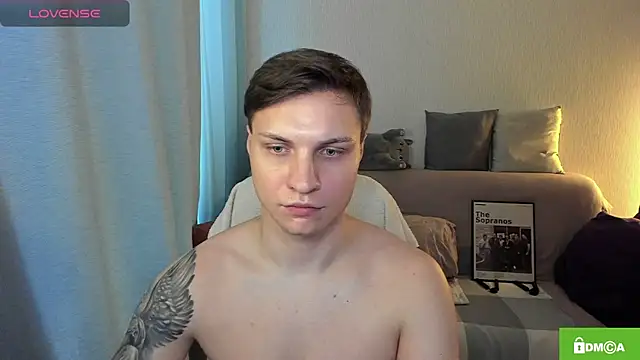 handsome_guy01n Webbikameraesitys