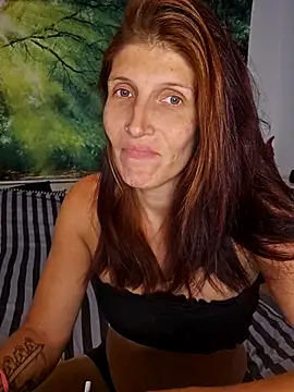 Lenchen_ Pertunjukan Webcam