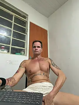 عرض كام Giricotta