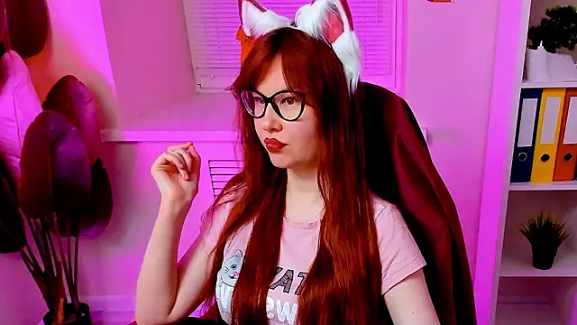 CarolGiggly's Webcam Show