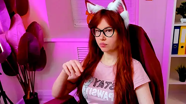 CarolGiggly's Webcam Show