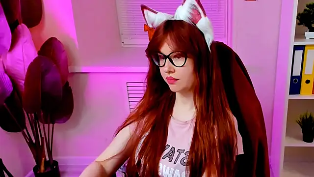 CarolGiggly's Webcam Show