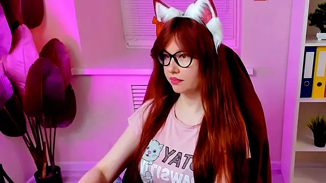 CarolGiggly's Webcam Show