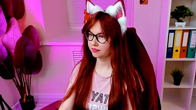 CarolGiggly's Webcam Show