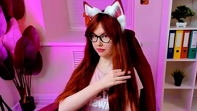 CarolGiggly's Webcam Show