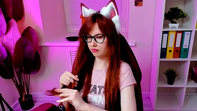 CarolGiggly's Webcam Show