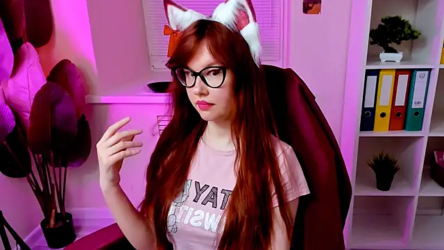 CarolGiggly: διαδικτυακό σόου στην κάμερα