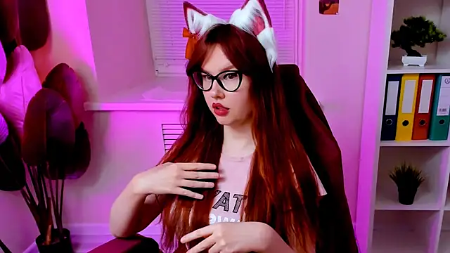 CarolGiggly's Webcam Show