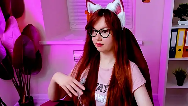 CarolGiggly's Webcam Show