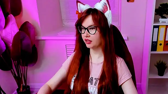 CarolGiggly's Webcam Show