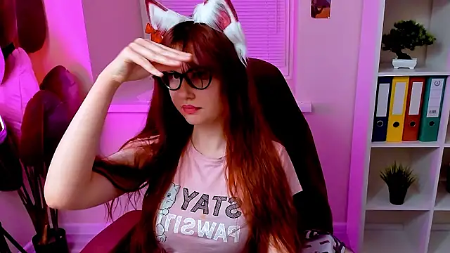 CarolGiggly's Webcam Show