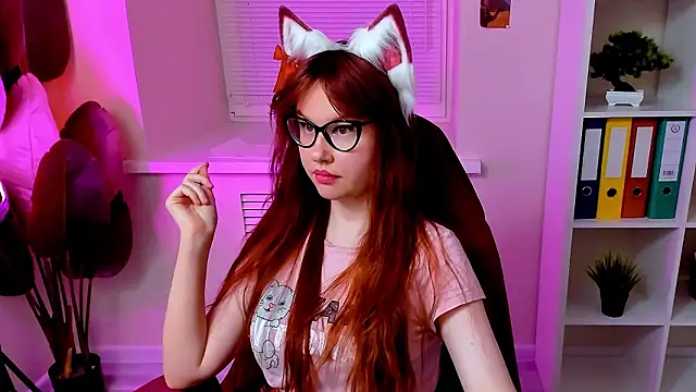 CarolGiggly's Webcam Show