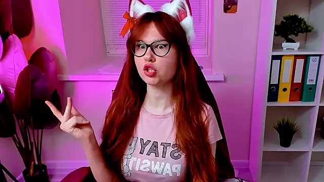 CarolGiggly Webcam show