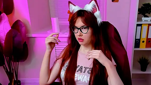 CarolGiggly's Webcam Show