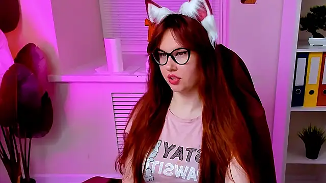 CarolGiggly's Webcam Show