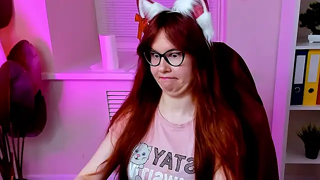 CarolGiggly's Webcam Show