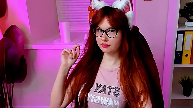 CarolGiggly's Webcam Show