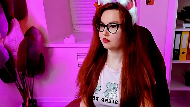 CarolGiggly's Webcam Show