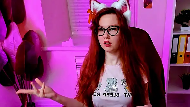 CarolGiggly's Webcam Show