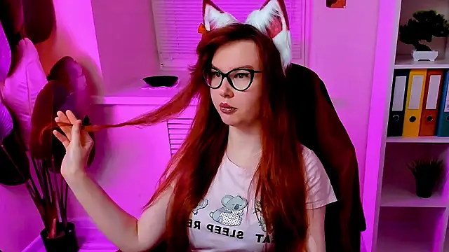 CarolGiggly: διαδικτυακό σόου στην κάμερα