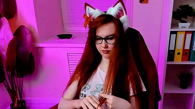 CarolGiggly's Webcam Show