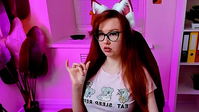 CarolGigglyのウェブカメラショー