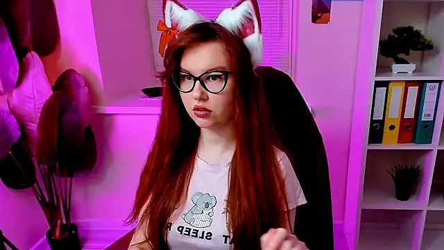 CarolGiggly's Webcam Show