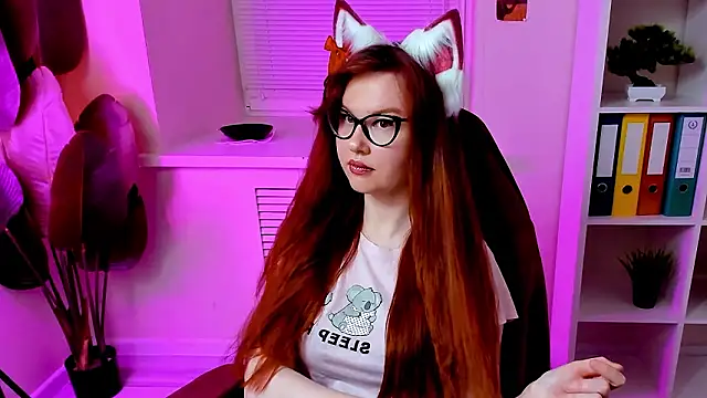 CarolGiggly's Webcam Show