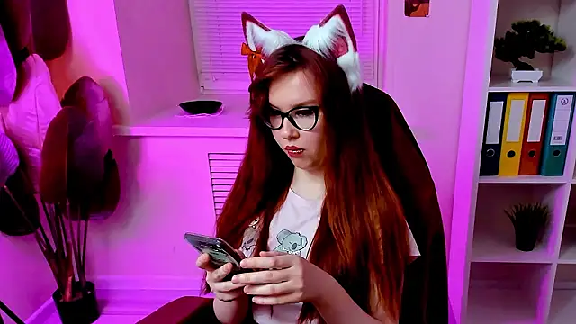 CarolGiggly's Webcam Show