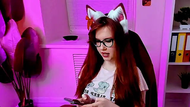 CarolGiggly's Webcam Show