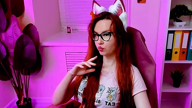 CarolGigglyのウェブカメラショー