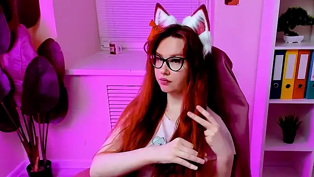 CarolGiggly's Webcam Show