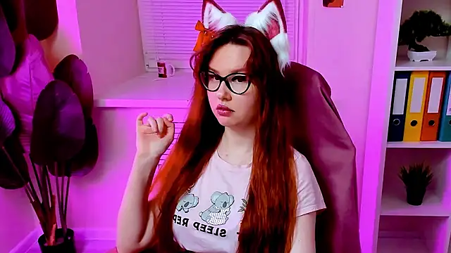 CarolGiggly's Webcam Show