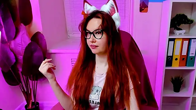 CarolGiggly's Webcam Show