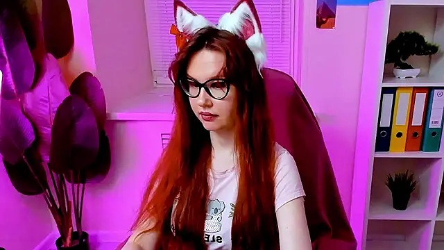 CarolGiggly's Webcam Show