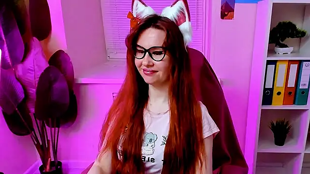 CarolGiggly webcam show