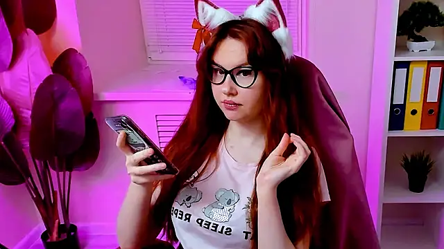 CarolGiggly's Webcam Show