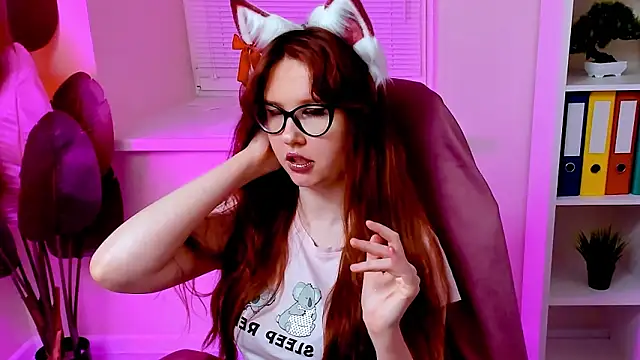 CarolGiggly's Webcam Show