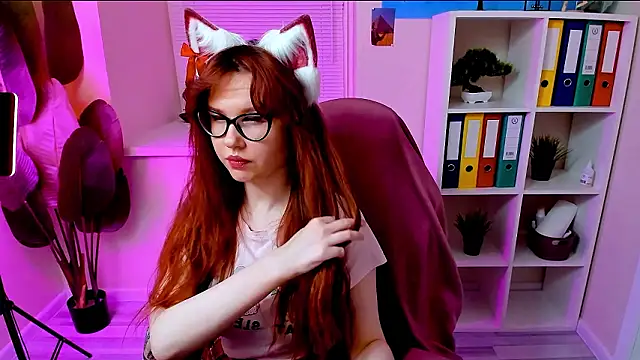 CarolGiggly's Webcam Show