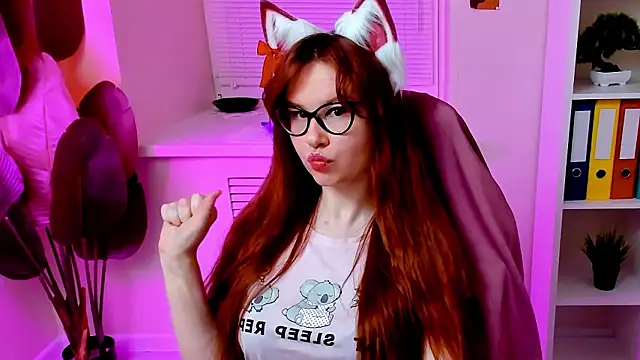 CarolGiggly's Webcam Show