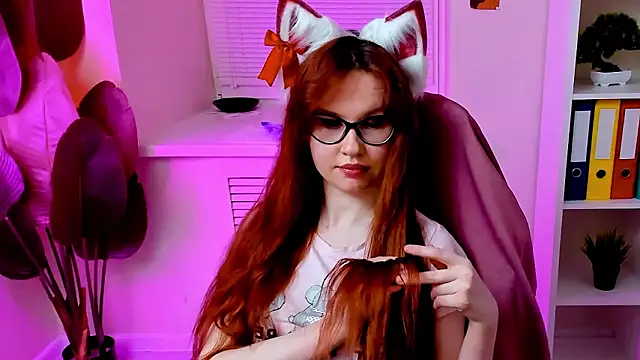 CarolGiggly Webcam show