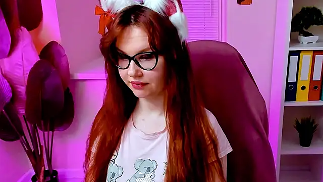 CarolGiggly's Webcam Show