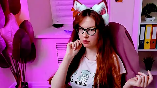 CarolGiggly's Webcam Show