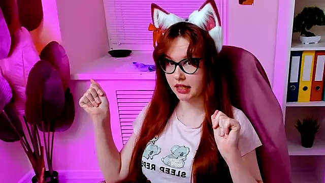 CarolGiggly's Webcam Show