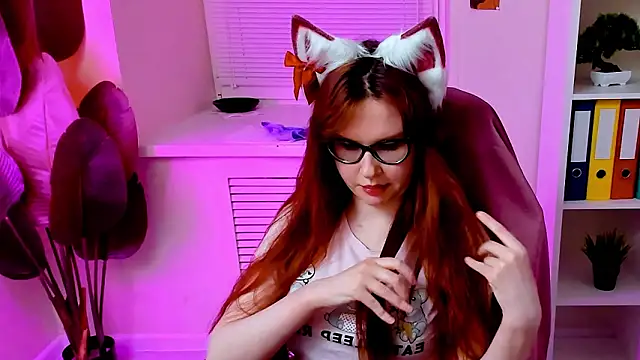 CarolGiggly's Webcam Show