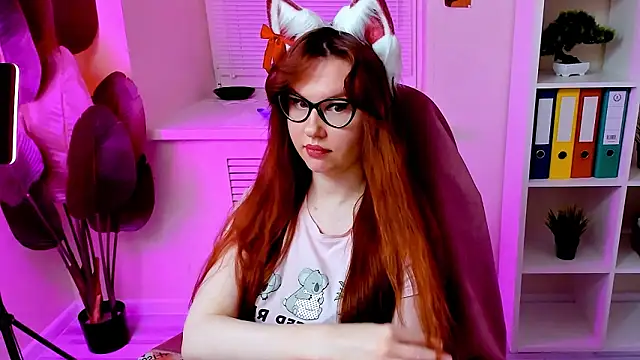 CarolGiggly's Webcam Show