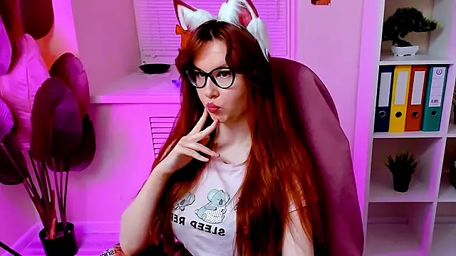 CarolGiggly's Webcam Show