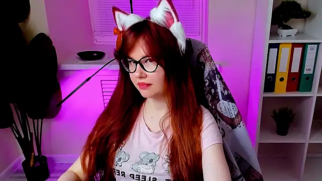 CarolGigglyのウェブカメラショー