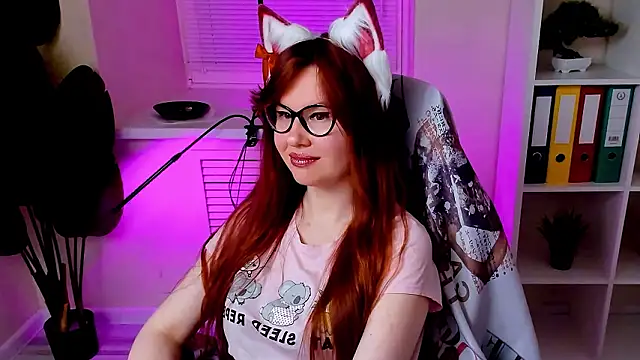 CarolGigglyのウェブカメラショー